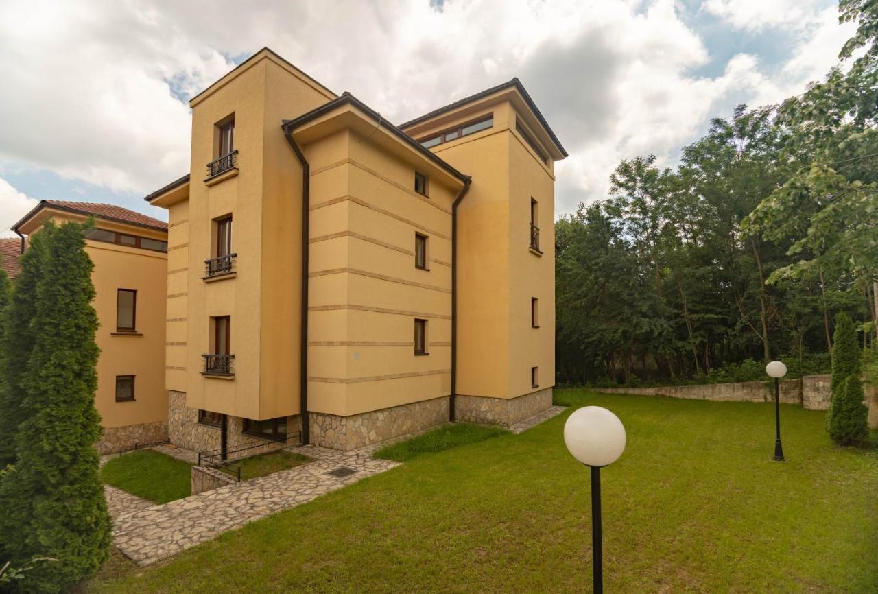 Apartman Modena Lux Vrnjačka Banja Exteriér fotografie
