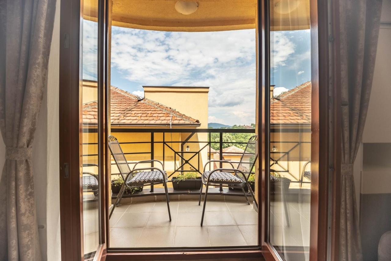 Apartman Modena Lux Vrnjačka Banja Exteriér fotografie