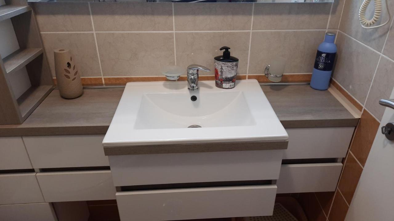 Apartman Modena Lux Vrnjačka Banja Exteriér fotografie